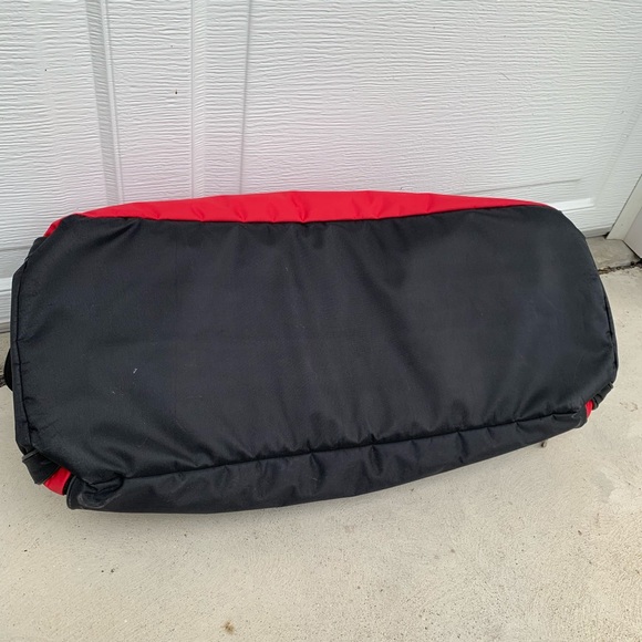-SOLD- Vintage Nike Duffel Bag - Picture 5 of 8